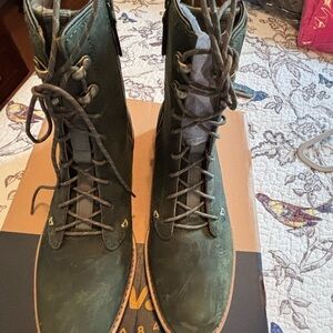 Teva Rowena Lace Up Boots 9.5
